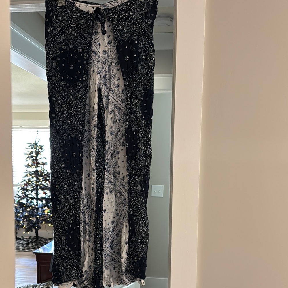 Black and White Patterned Pants